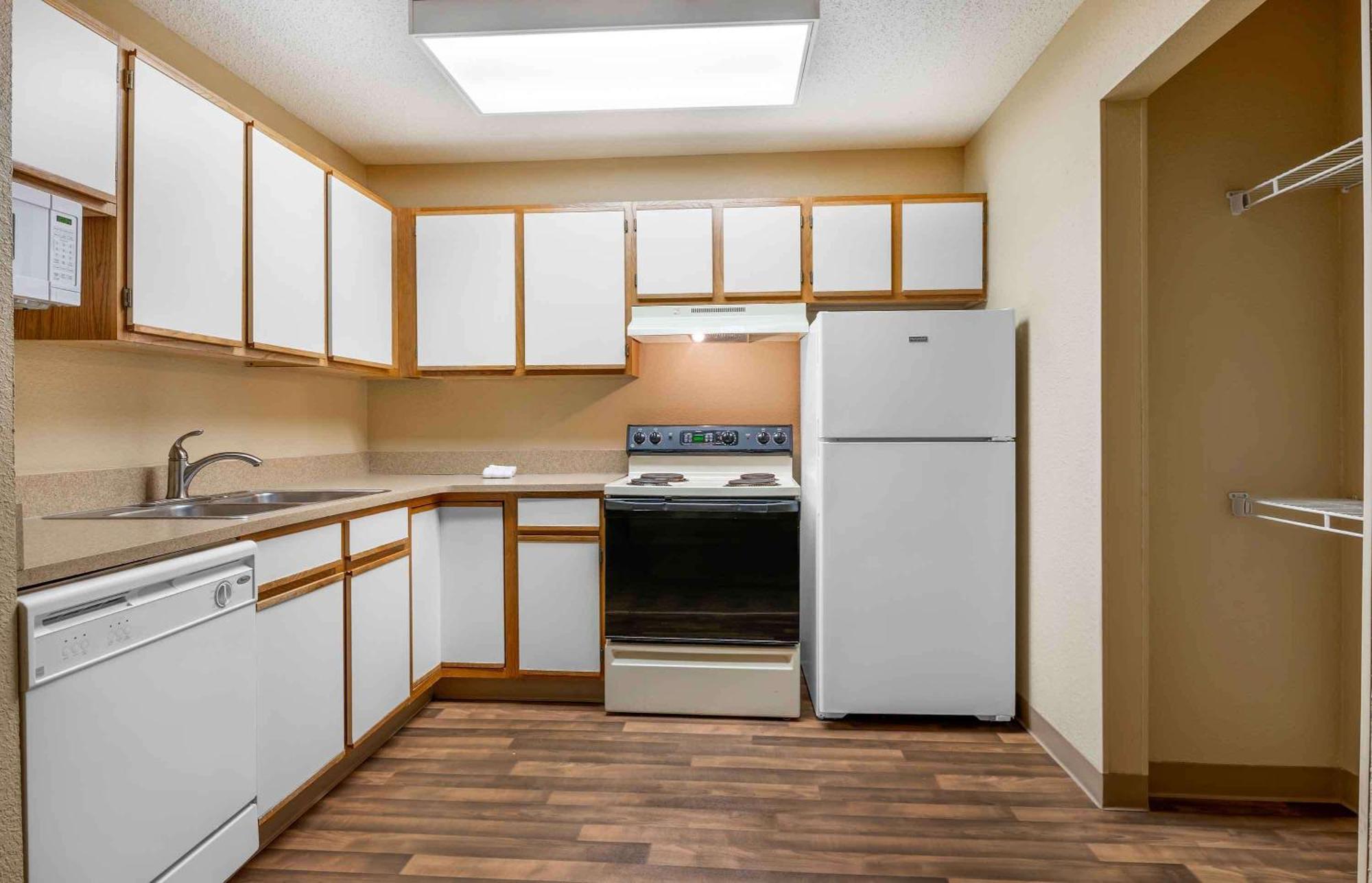 Extended Stay America Select Suites - Providence - Airport Warwick Kültér fotó