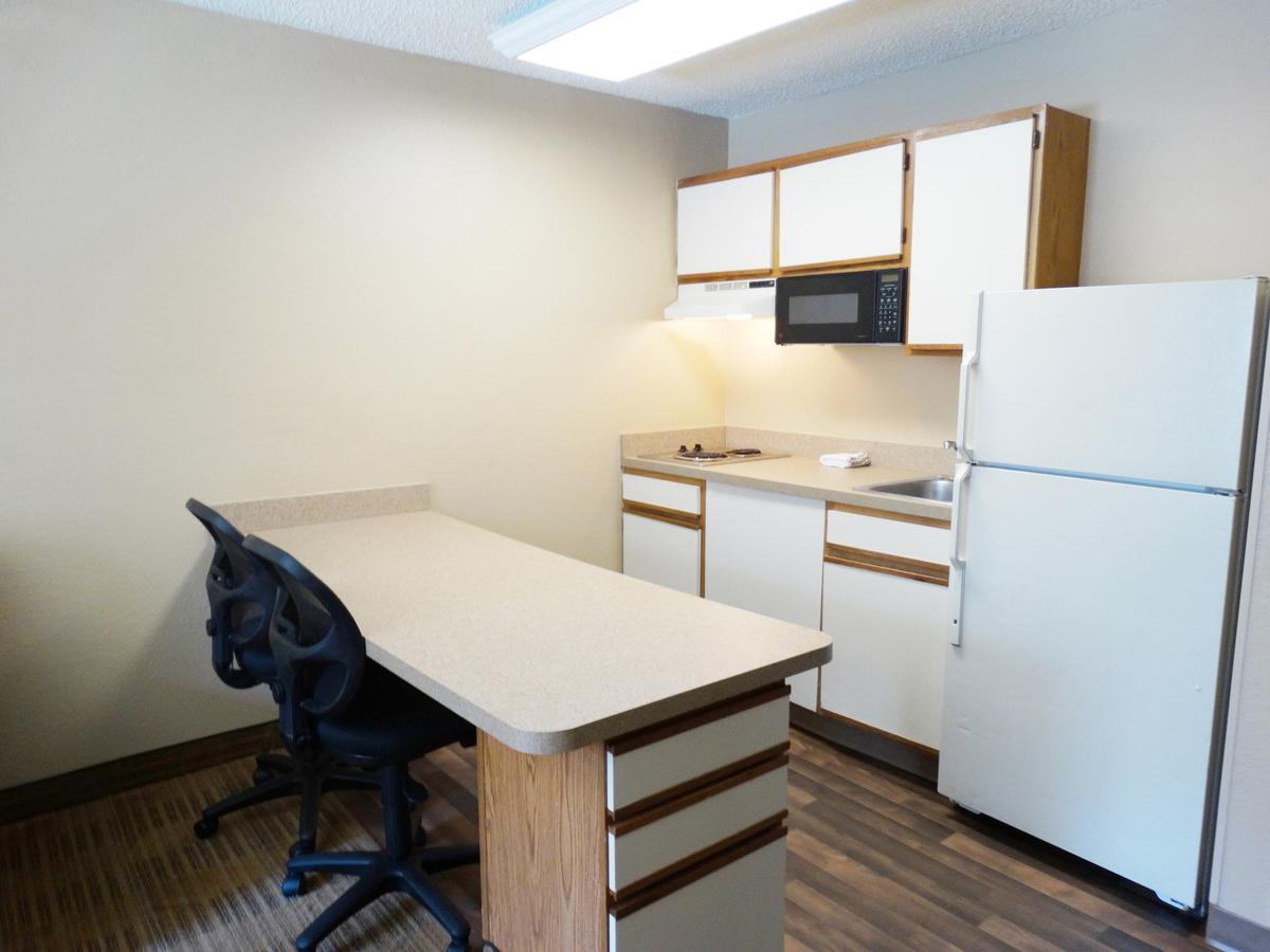Extended Stay America Select Suites - Providence - Airport Warwick Kültér fotó